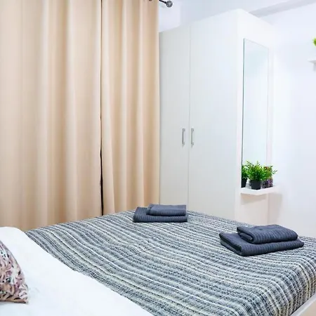 شقة Sollana Arena