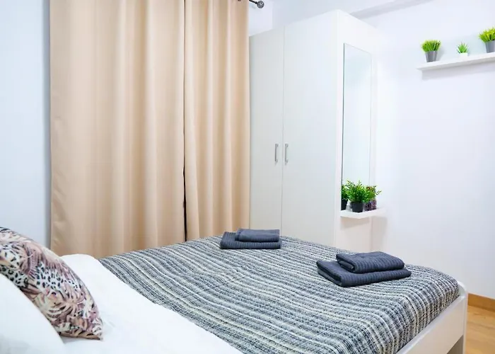 شقة Sollana Arena