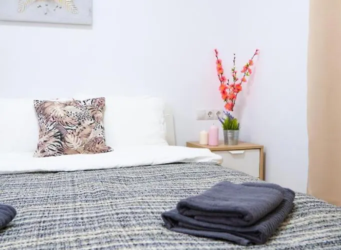 Sollana Arena Apartman *